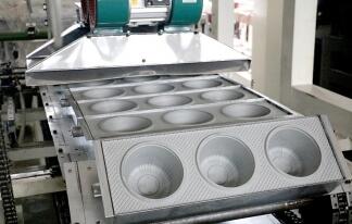 山東餐盒機(jī)哪家性價(jià)比高，真空成型機(jī)廠家推薦
